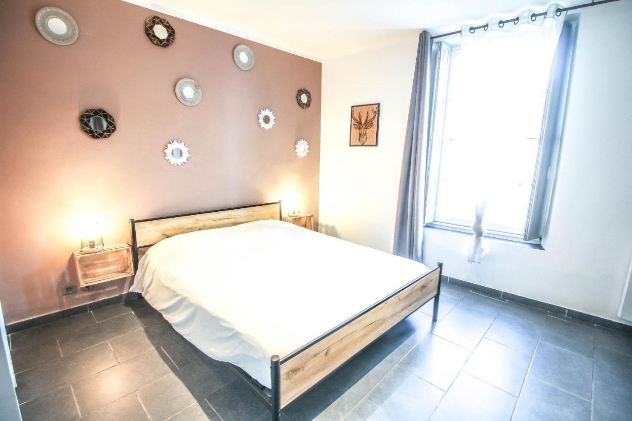 Appartement Calme Et Spacieux, Cite Et Ville A Pied, Wifi, 2 Chambres, 3 Lits カルカソンヌ エクステリア 写真